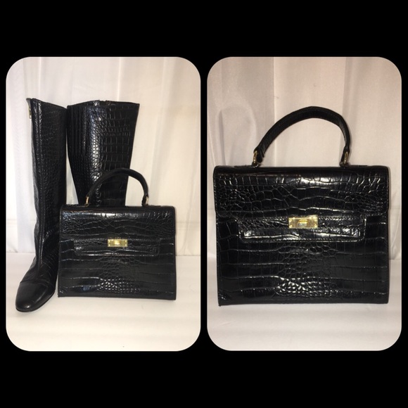 Valerie Stevens Handbags - Host Pick🎉Valerie Stevens Leather Clutch
